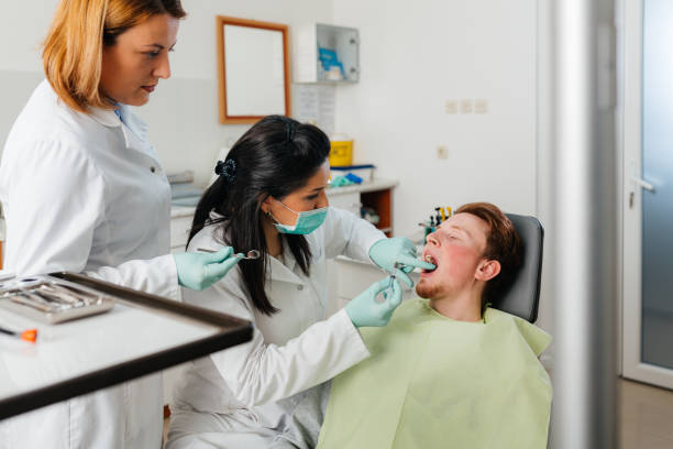 Best Emergency Dental Care for Broken or Chipped Teeth in Moriarty, NM